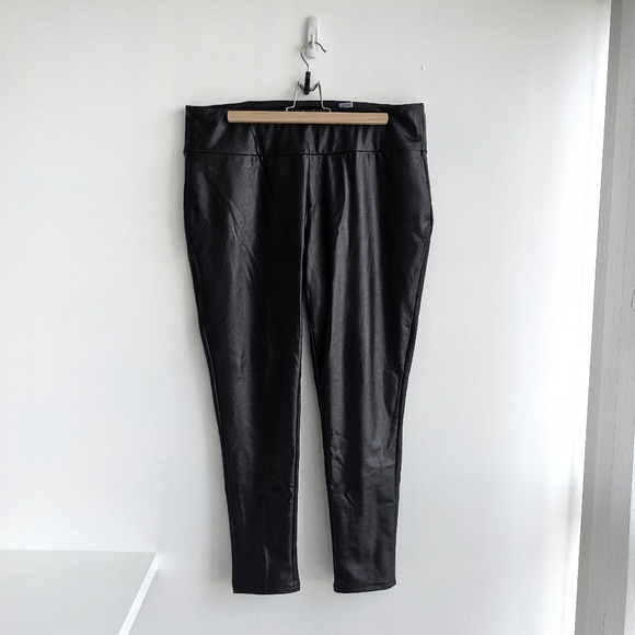 Kendall & Kylie Faux Leather Stretchy Leggings size XL - Picture 2 of 6